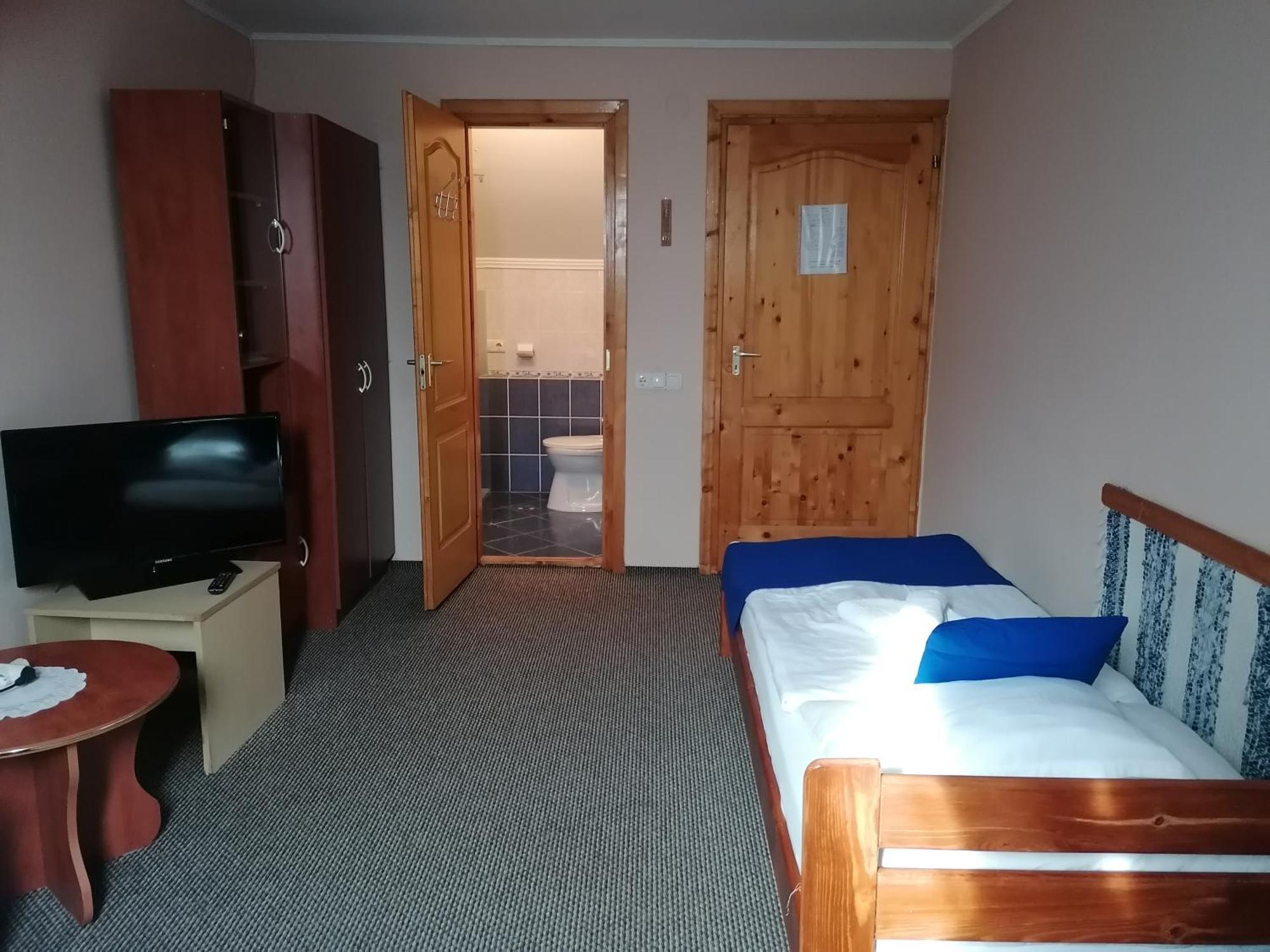 Iglodi Panzio Hotell Kunszentmárton Eksteriør bilde