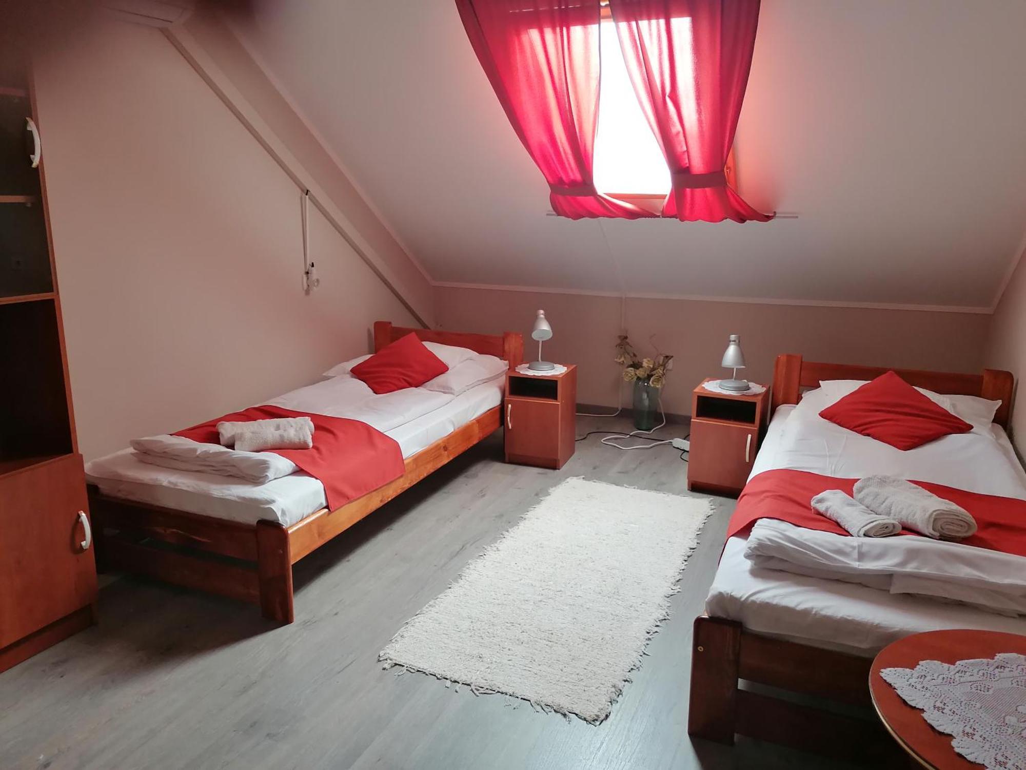 Iglodi Panzio Hotell Kunszentmárton Eksteriør bilde